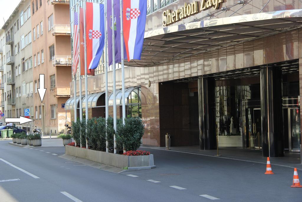 Apartment Orange Purple Blue Ζάγκρεμπ Δωμάτιο φωτογραφία