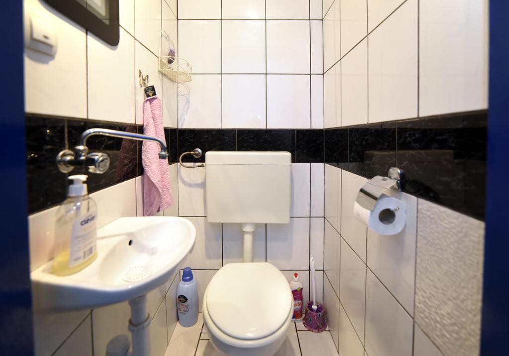Apartment Orange Purple Blue Ζάγκρεμπ Εξωτερικό φωτογραφία