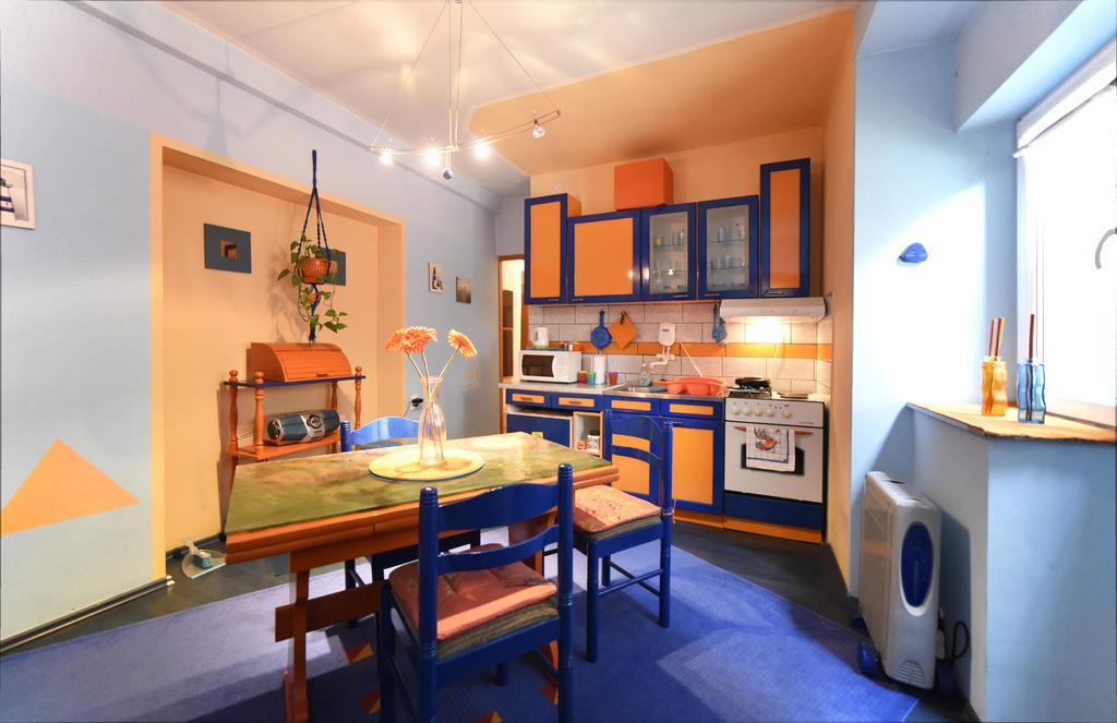 Apartment Orange Purple Blue Ζάγκρεμπ Εξωτερικό φωτογραφία