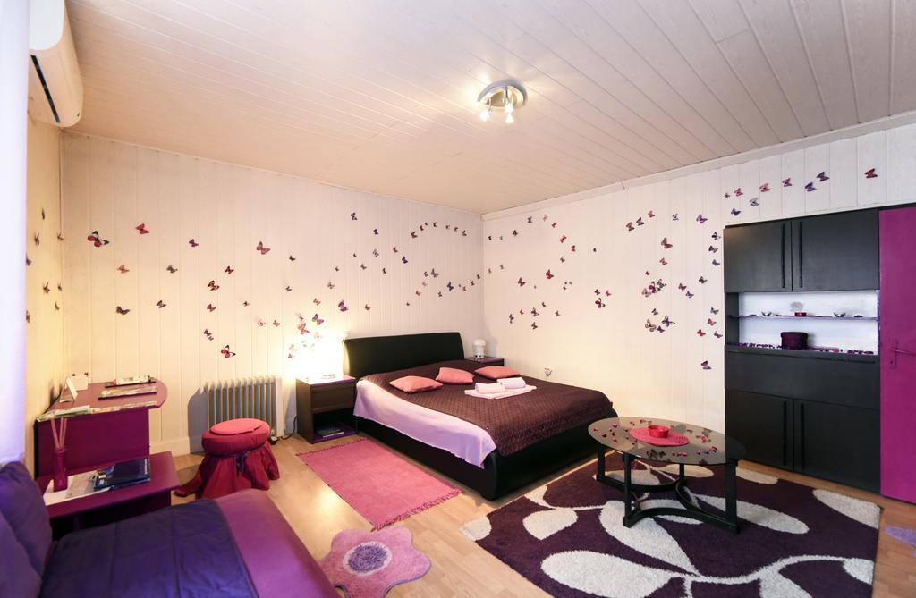 Apartment Orange Purple Blue Ζάγκρεμπ Εξωτερικό φωτογραφία