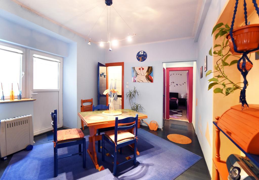 Apartment Orange Purple Blue Ζάγκρεμπ Εξωτερικό φωτογραφία